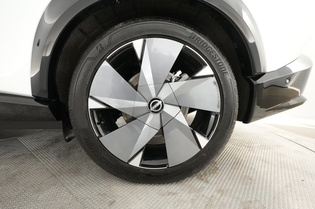 2023 Nissan Ariya — photo 15 of 22