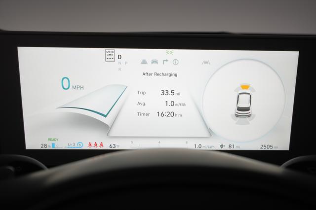 2023 Hyundai IONIQ 5 — photo 4 of 29
