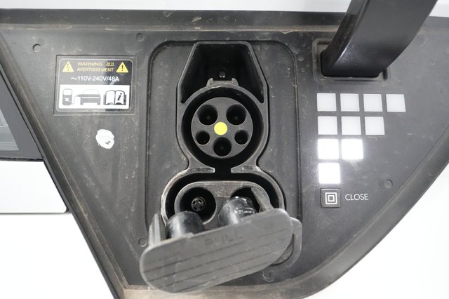 2023 Hyundai IONIQ 5 — photo 19 of 29