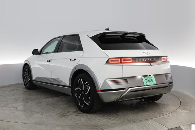 2023 Hyundai IONIQ 5 — photo 9 of 29