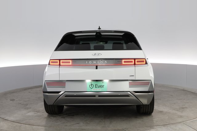 2024 Hyundai IONIQ 5 — photo 14 of 22