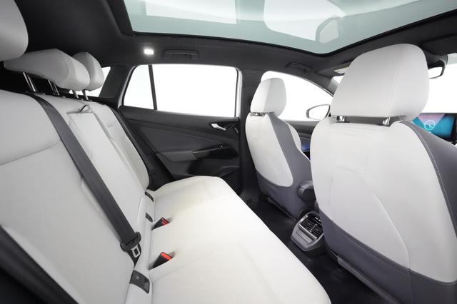 2021 Volkswagen ID.4 — photo 3 of 44