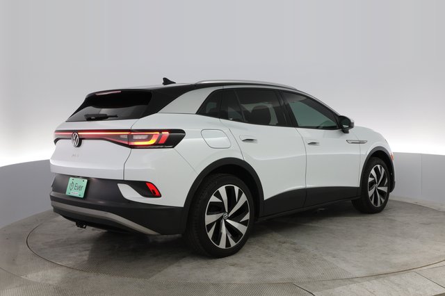 2021 Volkswagen ID.4 — photo 2 of 44