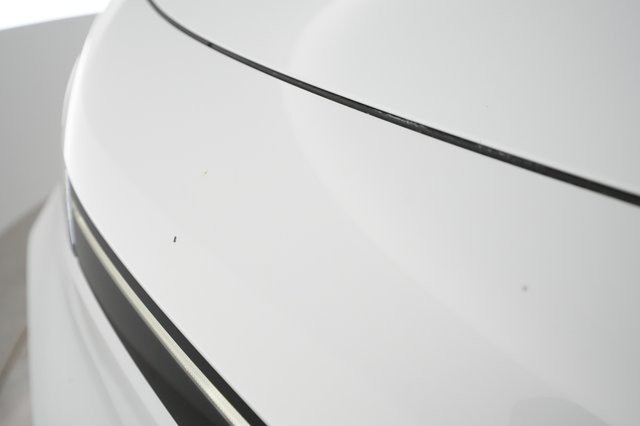 2021 Volkswagen ID.4 — photo 22 of 44
