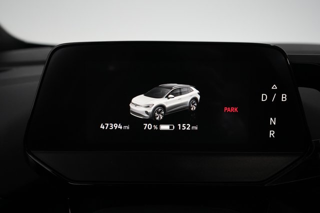 2021 Volkswagen ID.4 — photo 4 of 44