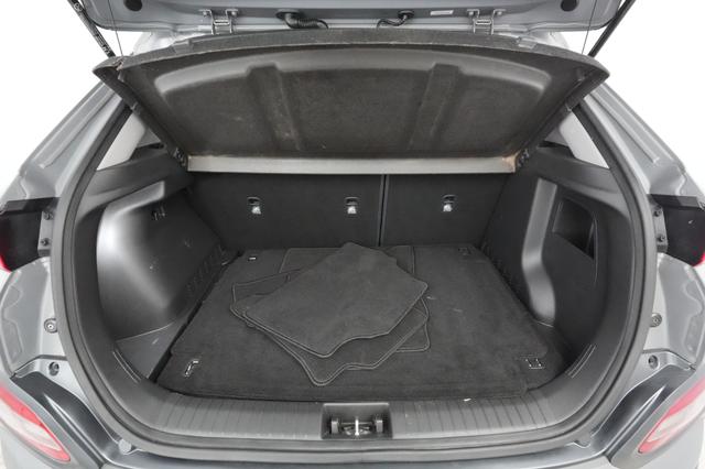 2021 Hyundai Kona — photo 5 of 27