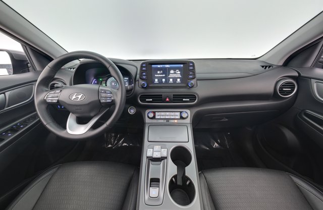 2021 Hyundai Kona — photo 20 of 27