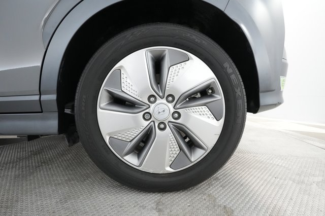 2021 Hyundai Kona — photo 15 of 27