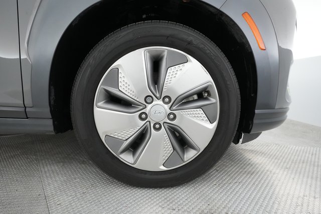 2021 Hyundai Kona — photo 17 of 27