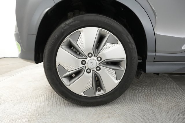 2021 Hyundai Kona — photo 16 of 27