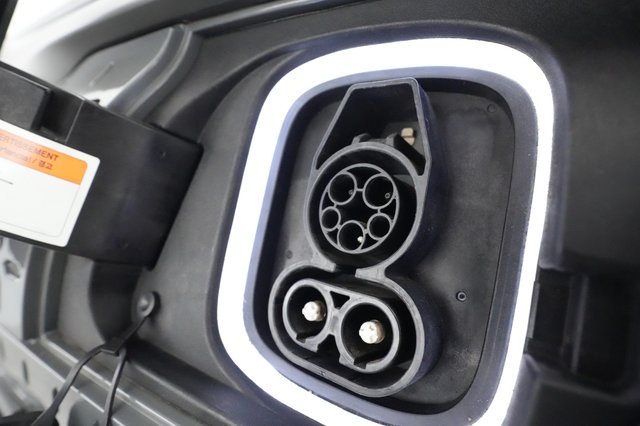 2021 Hyundai Kona — photo 8 of 27