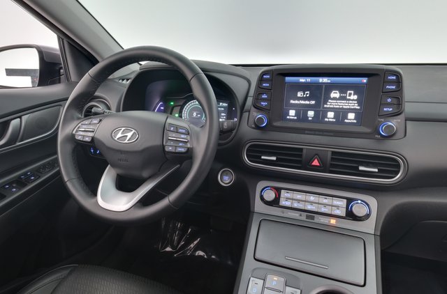 2021 Hyundai Kona — photo 21 of 27