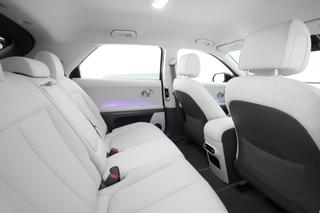 2023 Hyundai IONIQ 5 — photo 3 of 29