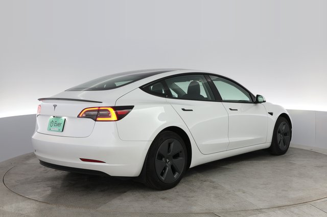 2021 Tesla Model 3 — photo 2 of 23