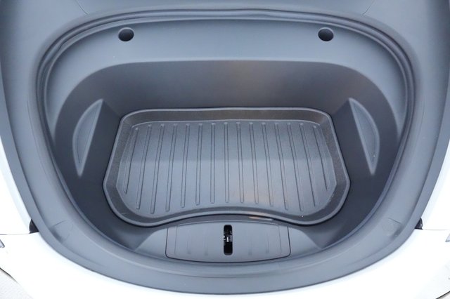 2021 Tesla Model 3 — photo 20 of 23
