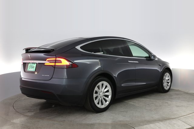 2020 Tesla Model X — photo 2 of 38
