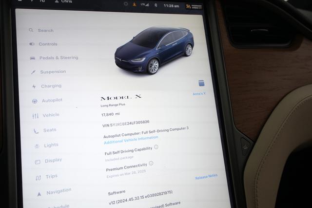 2020 Tesla Model X — photo 5 of 38