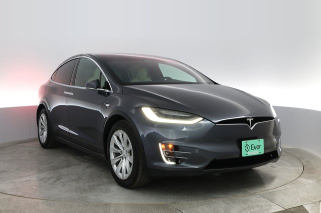 2020 Tesla Model X — photo 7 of 38