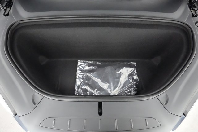 2020 Tesla Model X — photo 20 of 38