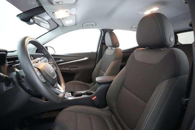 2023 Chevrolet Bolt EUV — photo 15 of 26
