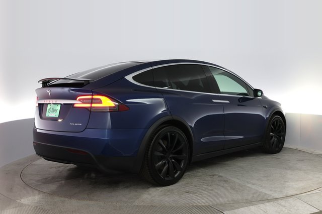 2021 Tesla Model X — photo 2 of 25