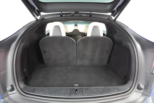 2021 Tesla Model X — photo 6 of 25