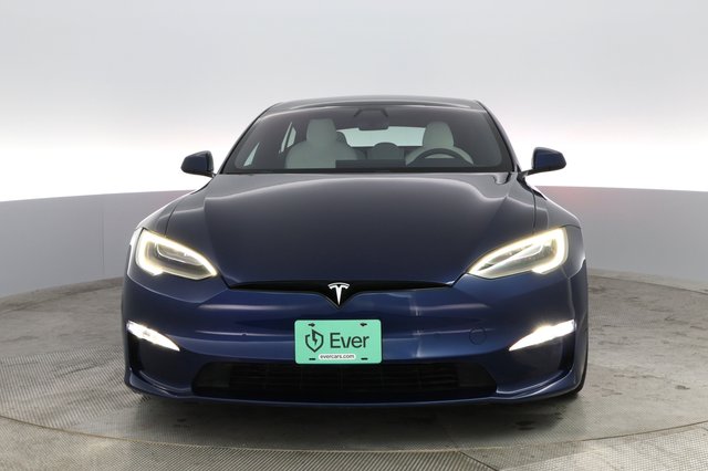 2022 Tesla Model S — photo 12 of 20
