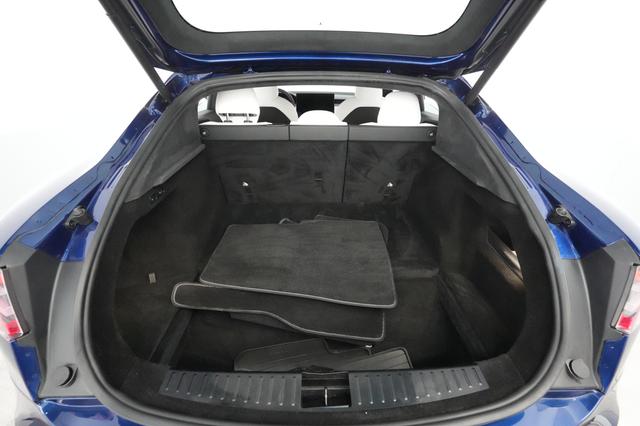 2022 Tesla Model S — photo 6 of 20