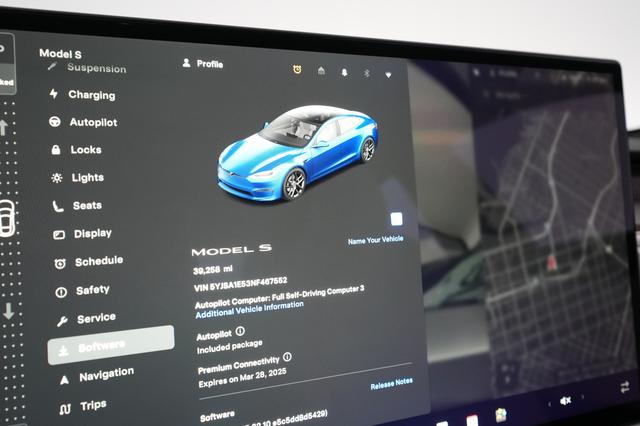 2022 Tesla Model S — photo 5 of 20