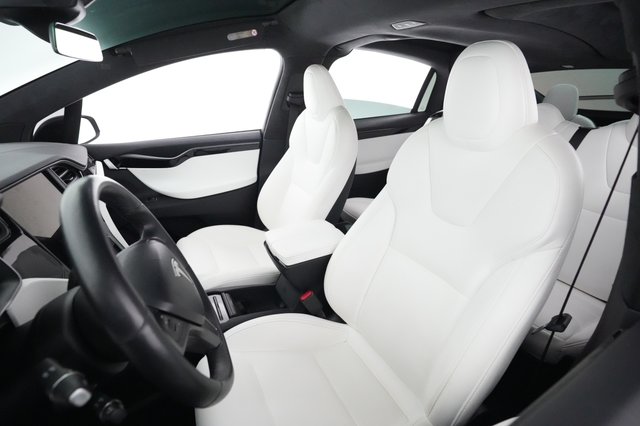 2020 Tesla Model X — photo 3 of 24