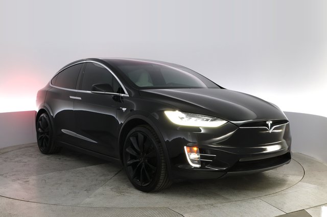 2020 Tesla Model X — photo 13 of 24