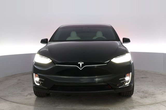 2020 Tesla Model X — photo 12 of 24