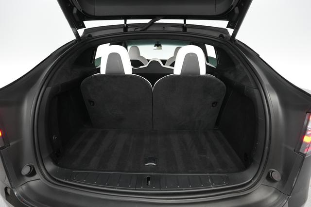 2020 Tesla Model X — photo 6 of 24