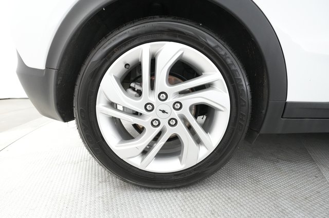 2023 Chevrolet Bolt EV — photo 14 of 52