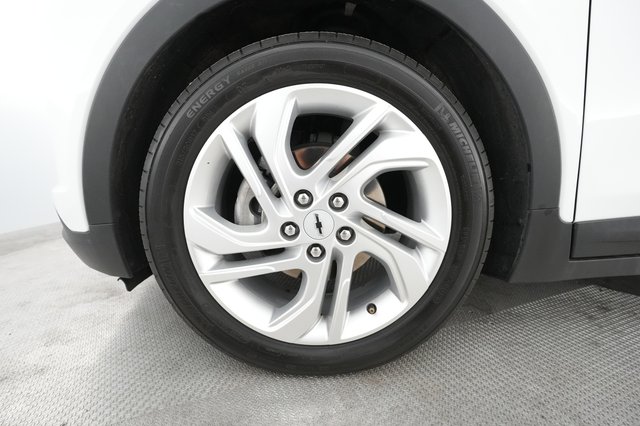 2023 Chevrolet Bolt EV — photo 11 of 52