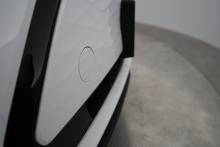 2023 Chevrolet Bolt EV — photo 24 of 52