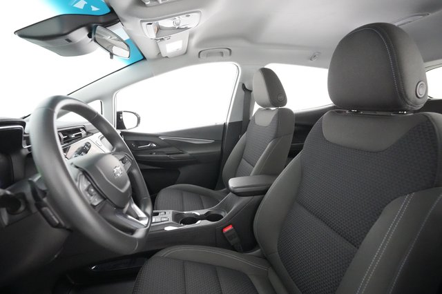 2023 Chevrolet Bolt EV — photo 15 of 52