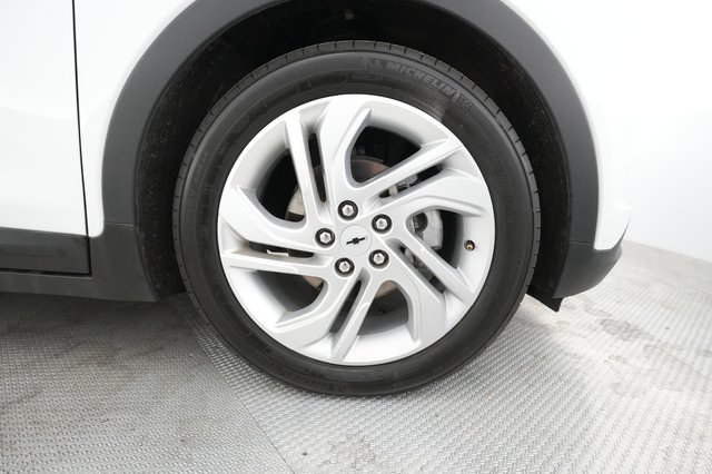 2023 Chevrolet Bolt EV — photo 13 of 52