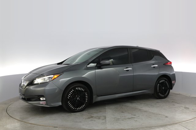 2023 Nissan LEAF — photo 11 of 20