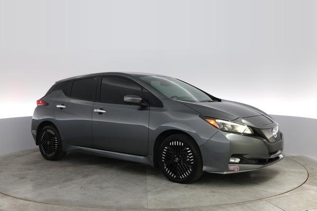 2023 Nissan LEAF — photo 10 of 20