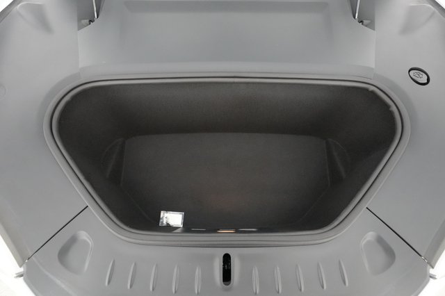 2022 Tesla Model S — photo 19 of 19