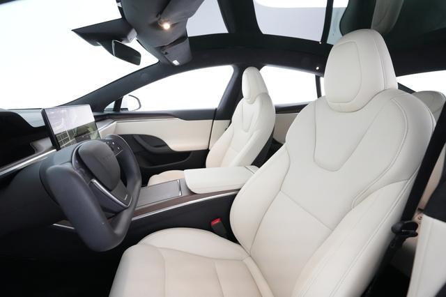 2022 Tesla Model S — photo 3 of 19