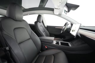 2023 Tesla Model Y — photo 17 of 27