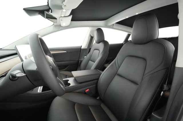 2021 Tesla Model 3 — photo 15 of 35