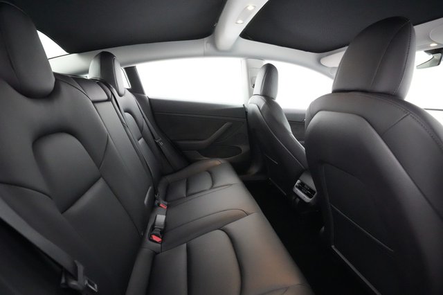 2021 Tesla Model 3 — photo 3 of 35