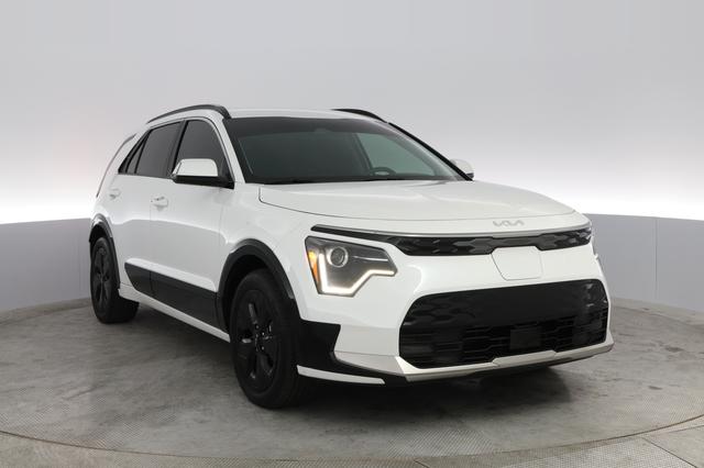 2023 Kia Niro EV — photo 6 of 30