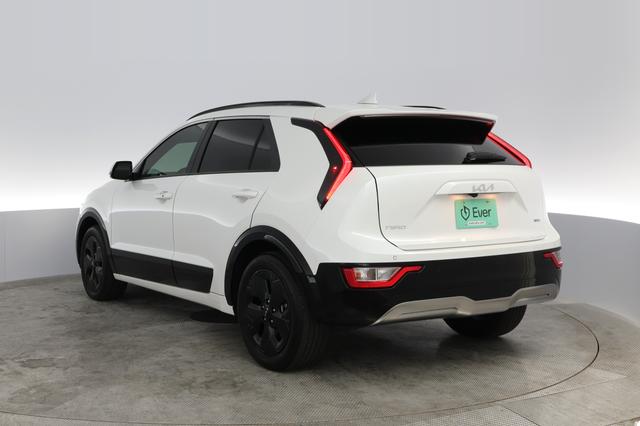 2023 Kia Niro EV — photo 9 of 30