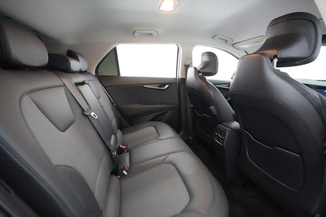 2023 Kia Niro EV — photo 3 of 30