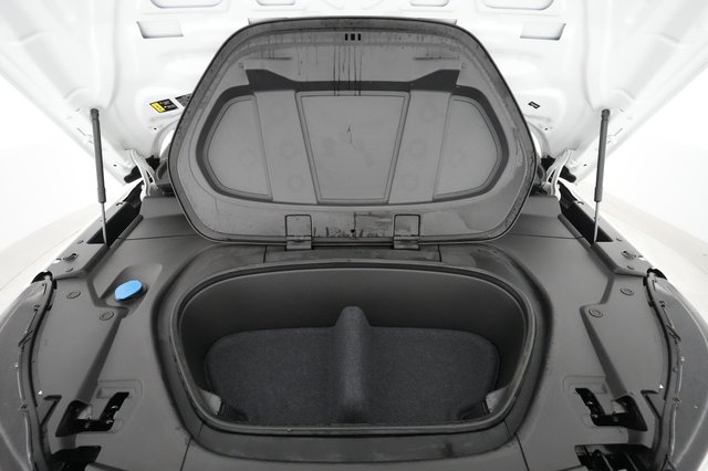 2023 Volvo C40 Recharge — photo 18 of 56