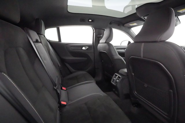 2023 Volvo C40 Recharge — photo 3 of 56